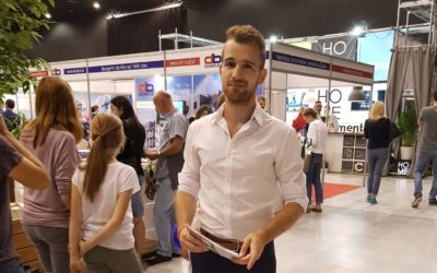 W swojej ofercie posiadamy nie tylko piękne hostessy, ale również przystojnych hostów :)